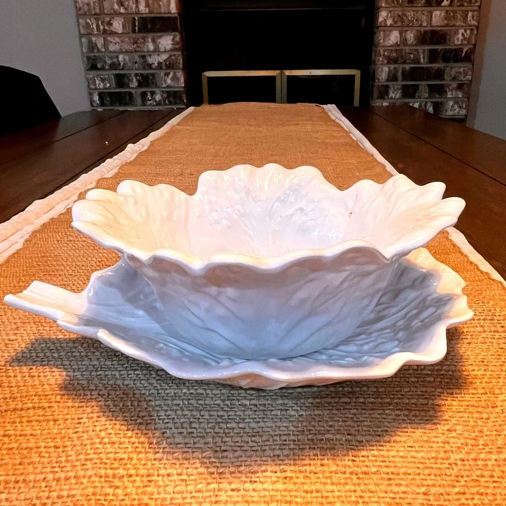 Vintage Mirimar of California Ceramic Cabbage Bowl & Leaf Set White 334 & 335 - Picture 1 of 14